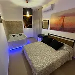 La Perla & Bed & Breakfast