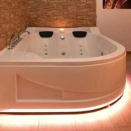 La Perla & Готель типу 